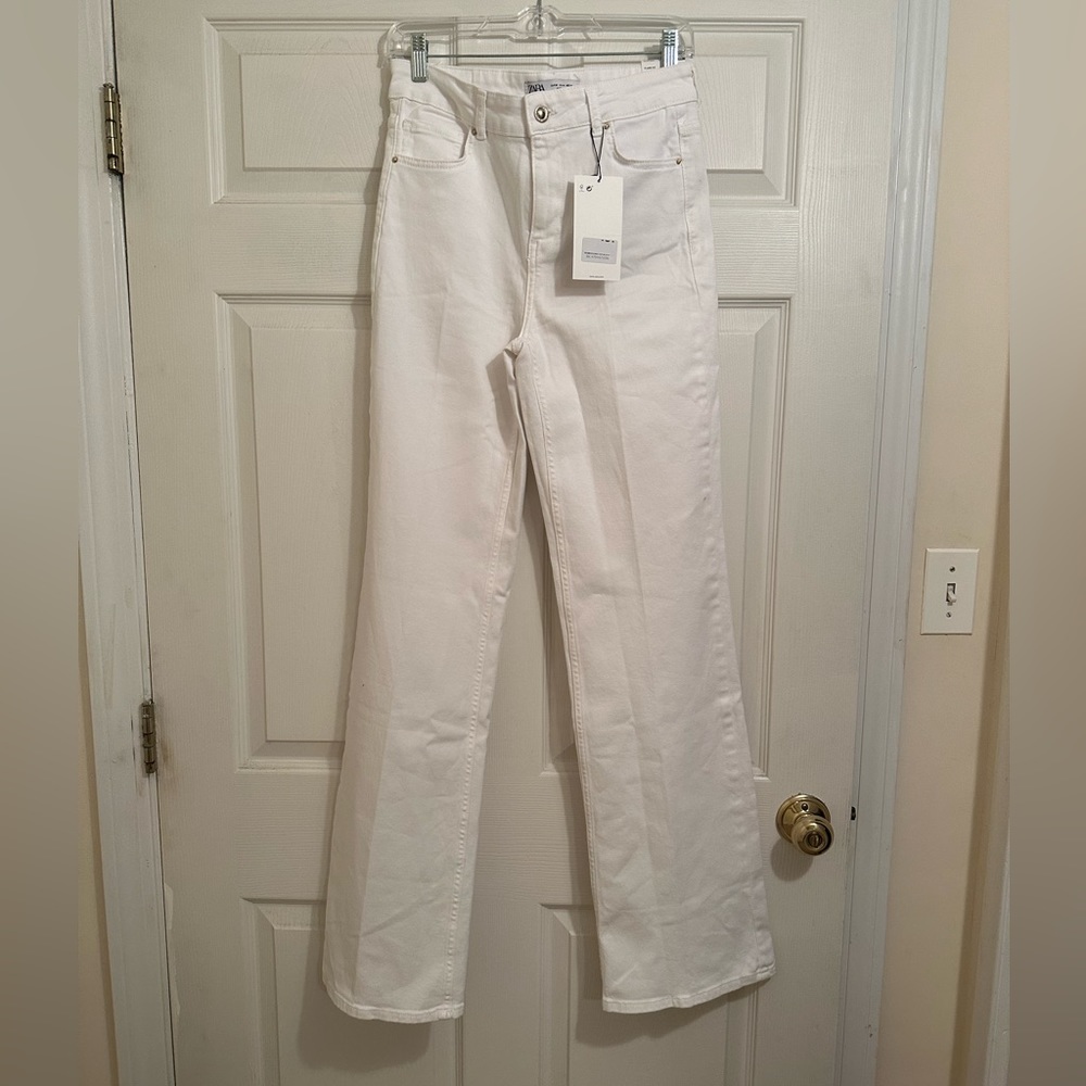 Zara Flare Fit Jeans